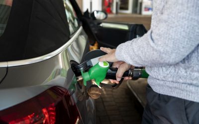 Kelebihan dan Kekurangan Mesin Diesel vs Bensin pada Mobil Bekas, Mana yang Lebih Awet?