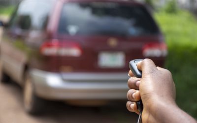 Tanda Central Lock dan Alarm Mobil Bekas Rusak: Pintu Mengunci Sendiri, Remote Kadang Mati, dan Sirine Bunyi Tanpa Sebab