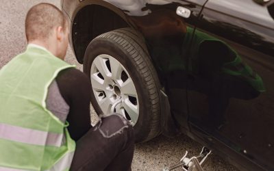 Tanda Shockbreaker Mobil Bekas Mati dan Bocor: Bodi Mobil Mentok Pas Melintas Polisi Tidur dan Ayunan Limbung