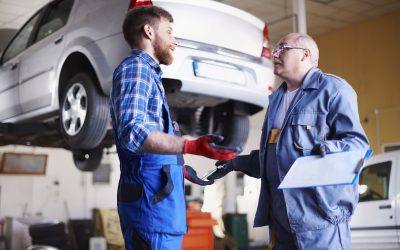 Cara Mengenali Indikasi Mobil Bekas Tabrak Sebelum Membeli